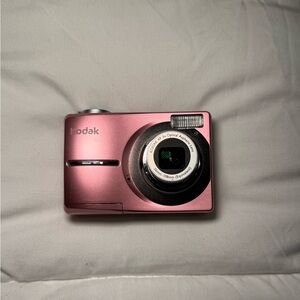 Baby Pink Kodak EasyShare C813 Digital Camera